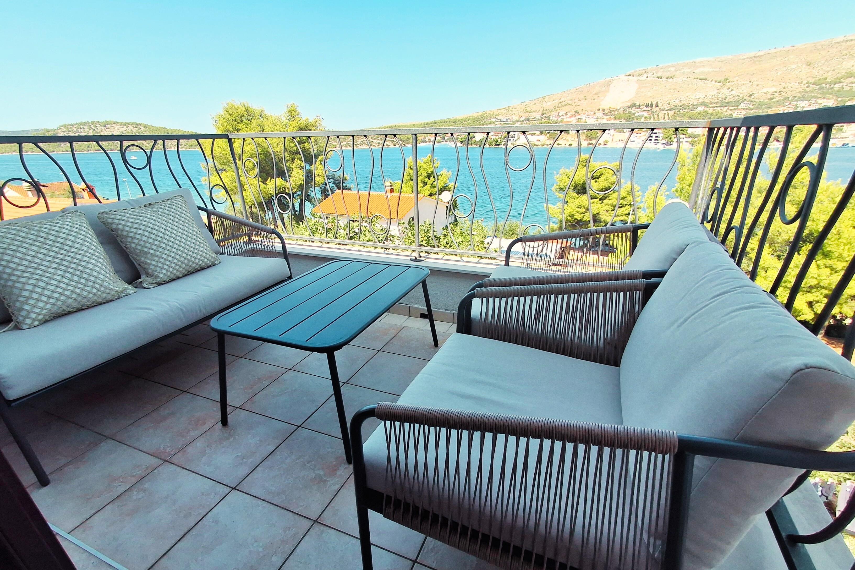 1-Zimmer-Ferienwohnung am Strand Sparadici, Sibenik A-24420-a