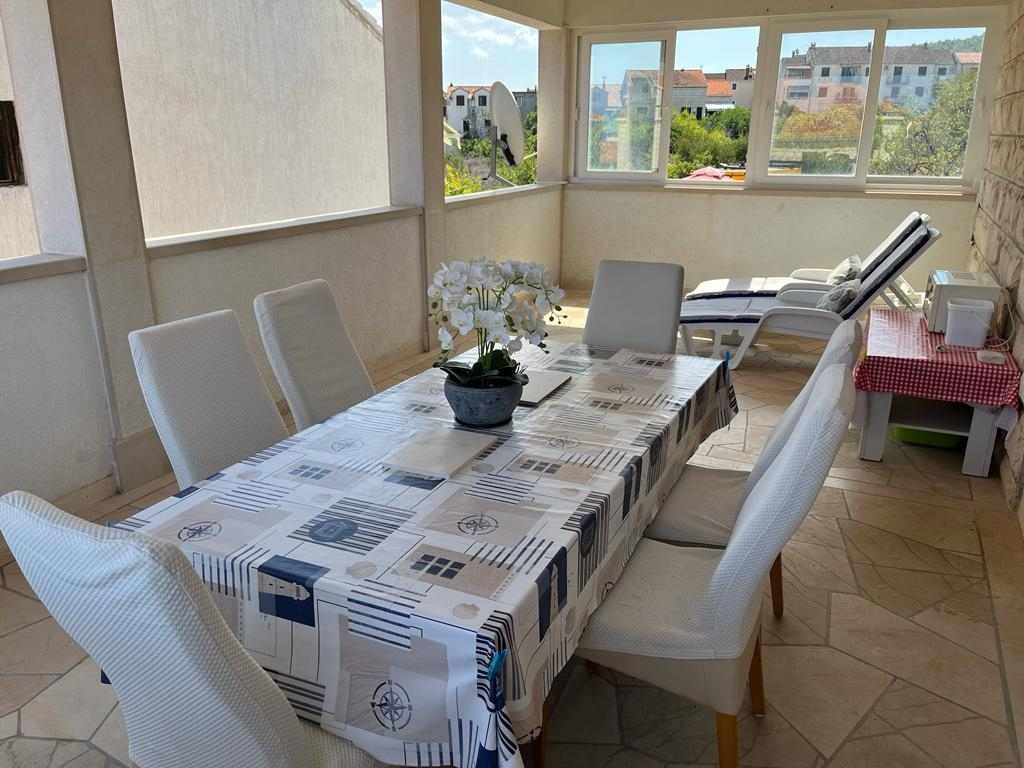 3-Zimmer-Ferienwohnung mit Terrasse und Meerblick Supetar, Brac A-1316