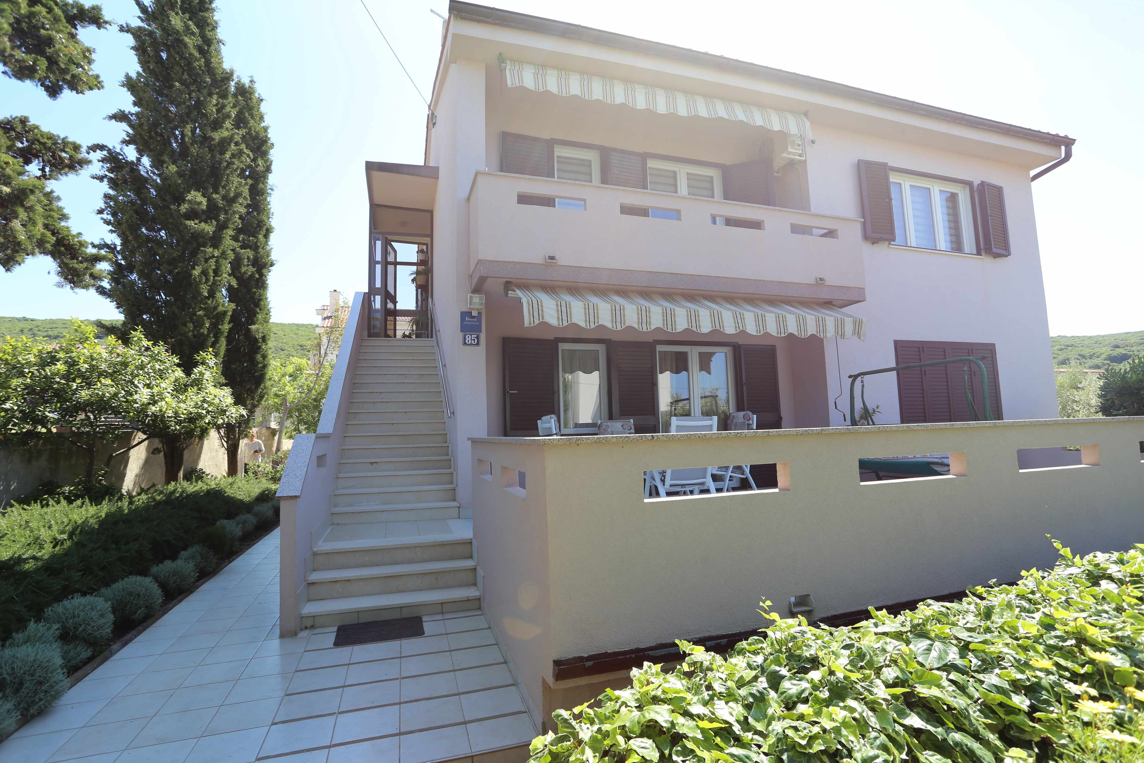 2-Zimmer-Ferienwohnung mit Terrasse Punat (Krk) A-24862-a