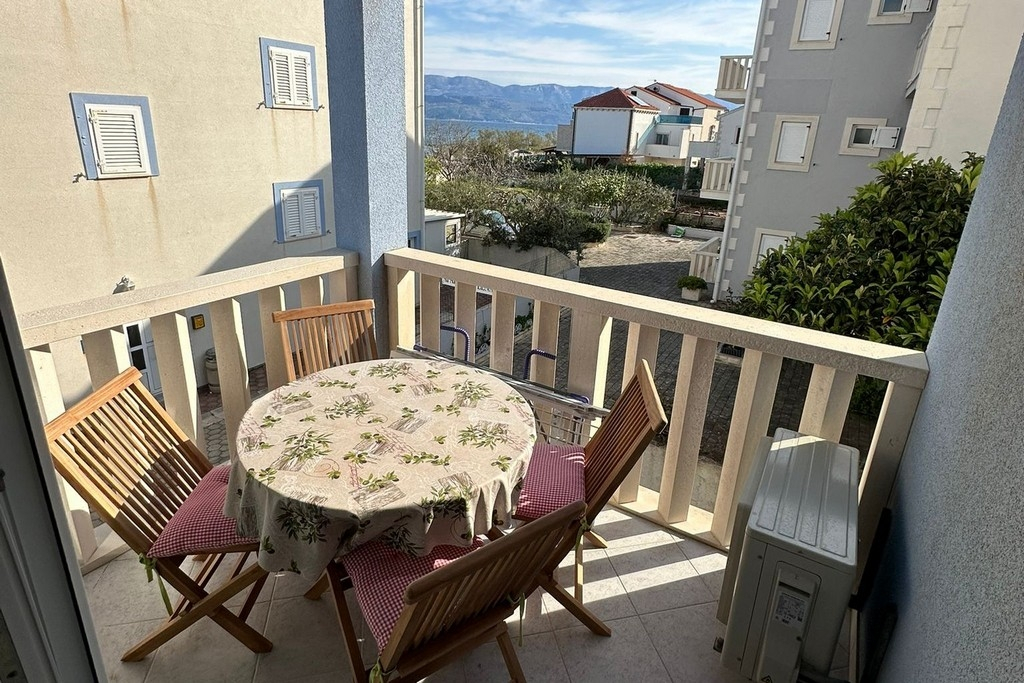 2-Zimmer-Ferienwohnung am Strand Mirca, Brac A-24865-a