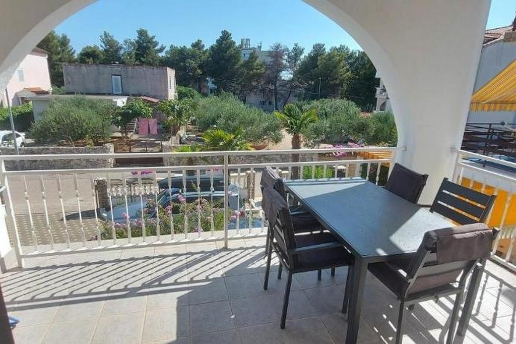 2-Zimmer-Ferienwohnung mit Terrasse Vodice A-24938-a