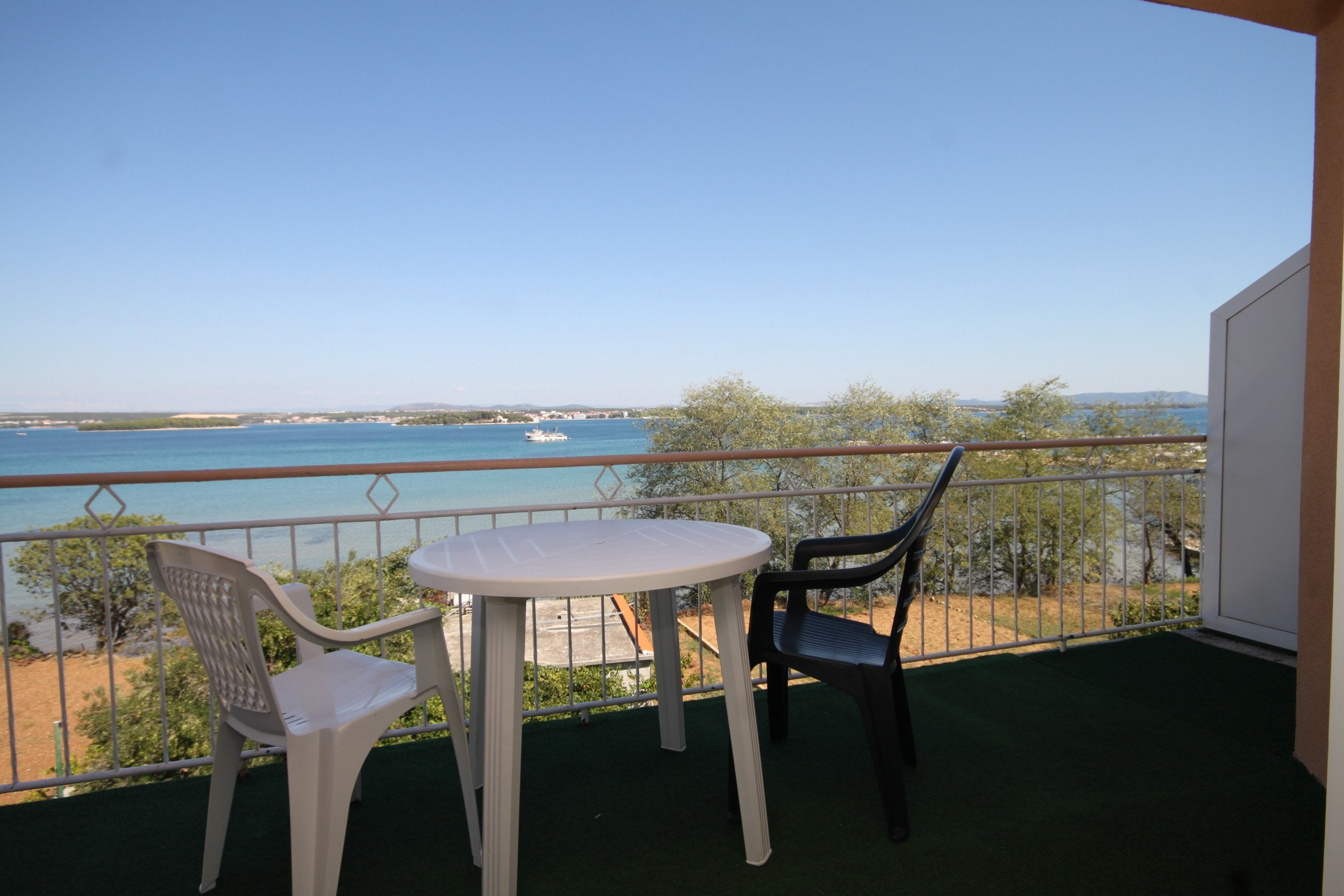 1-Zimmer-Ferienwohnung am Strand Tkon, Pasman A-8377-a