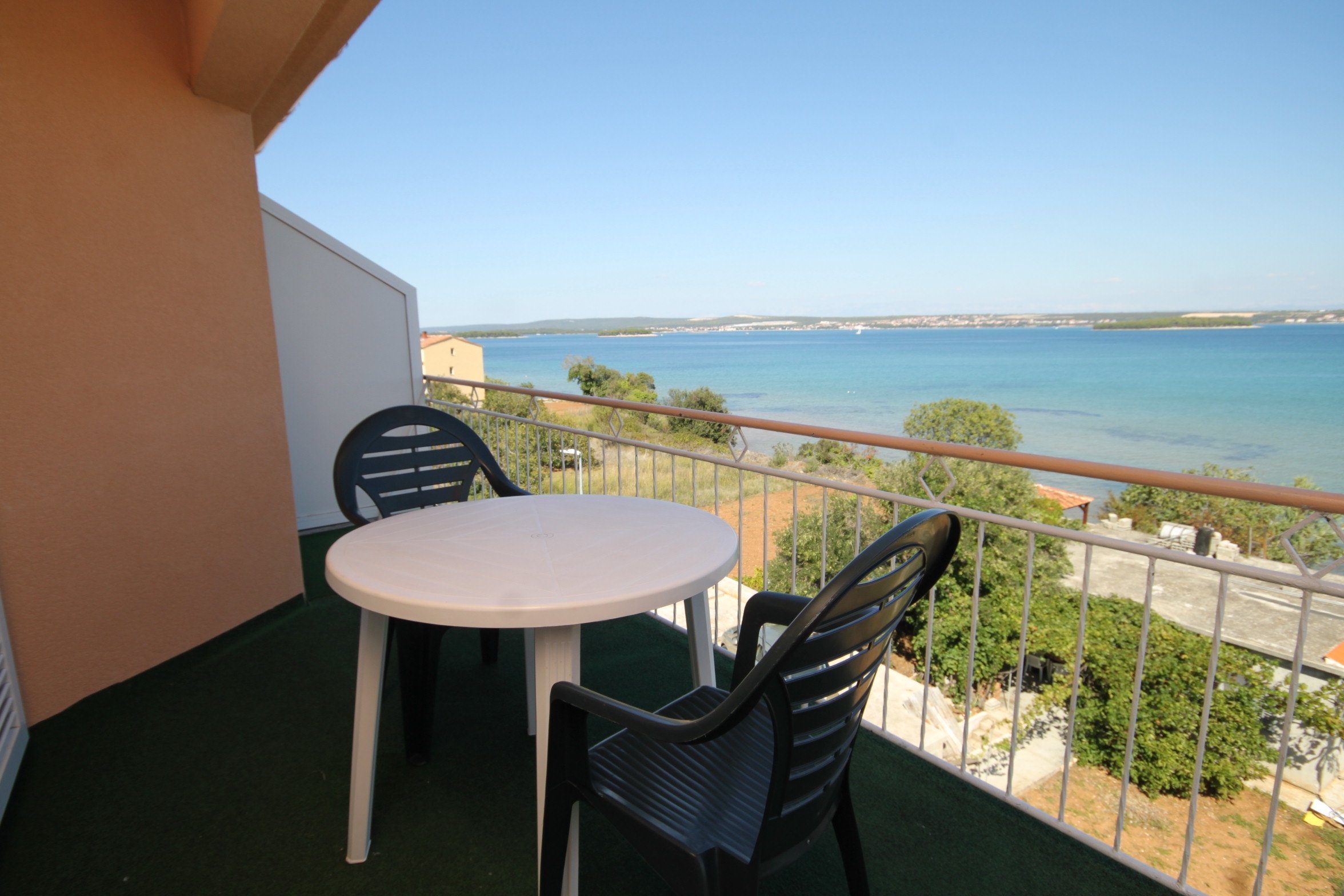 1-Zimmer-Ferienwohnung am Strand Tkon, Pasman A-8377-b