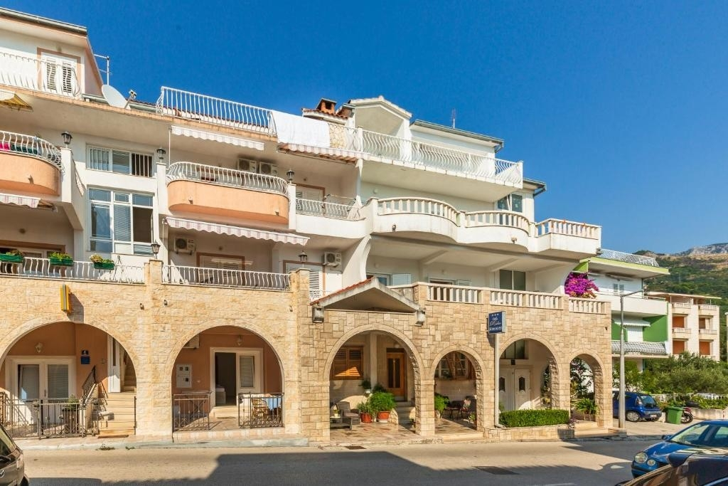 Zimmer mit Balkon Tucepi, Makarska S-24679-c