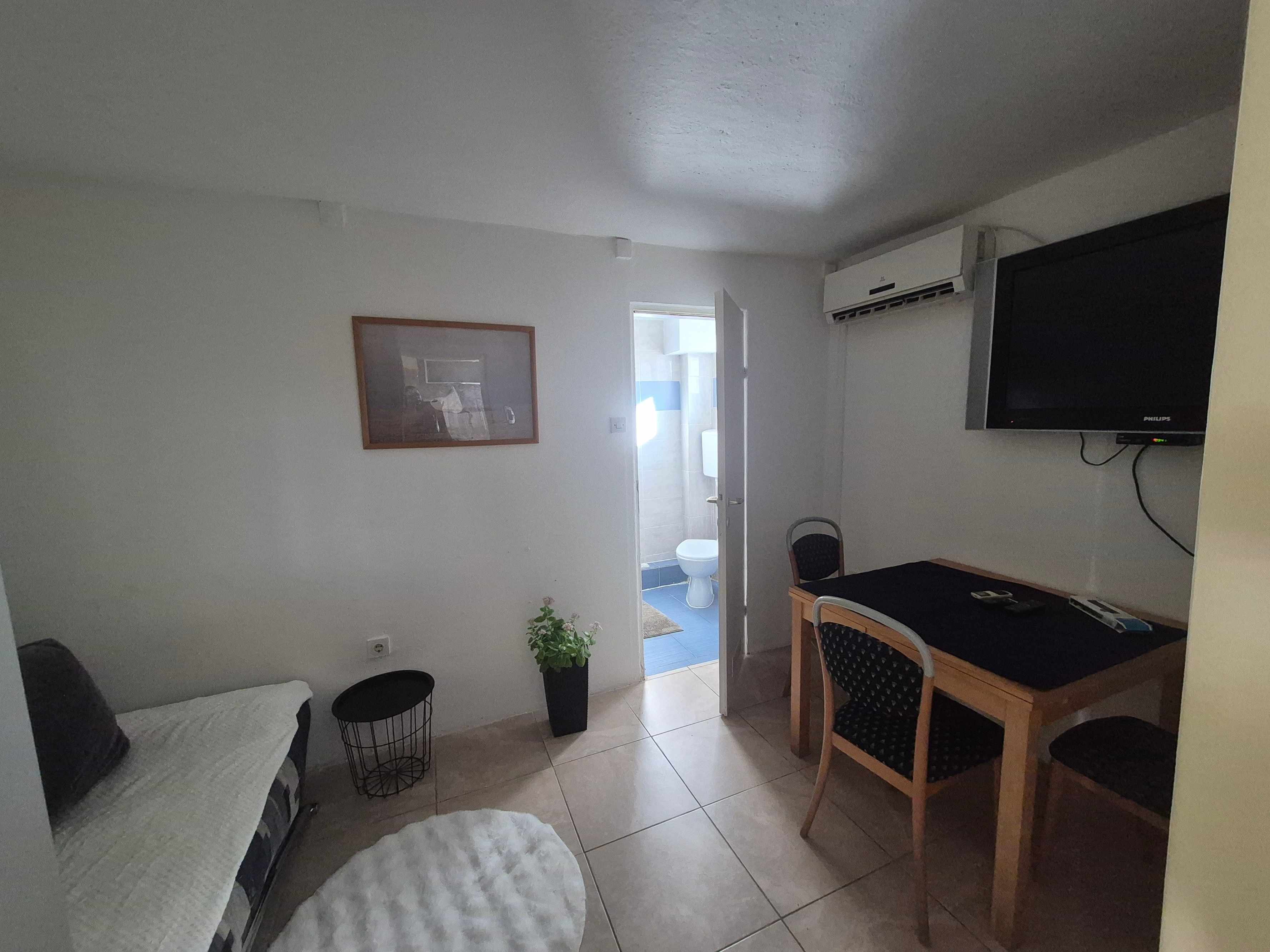 Studio Appartement mit Klima Gornji Karin, Novigrad AS-21514-a