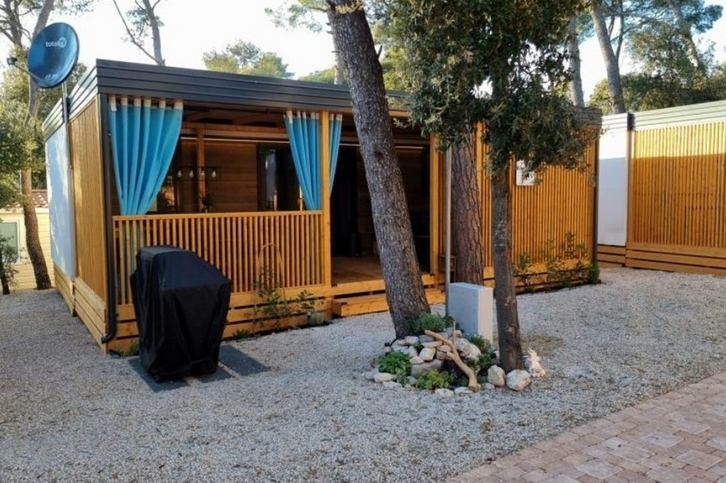 2-Zimmer-Ferienwohnung mit Terrasse Biograd na Moru, Biograd A-25131-a