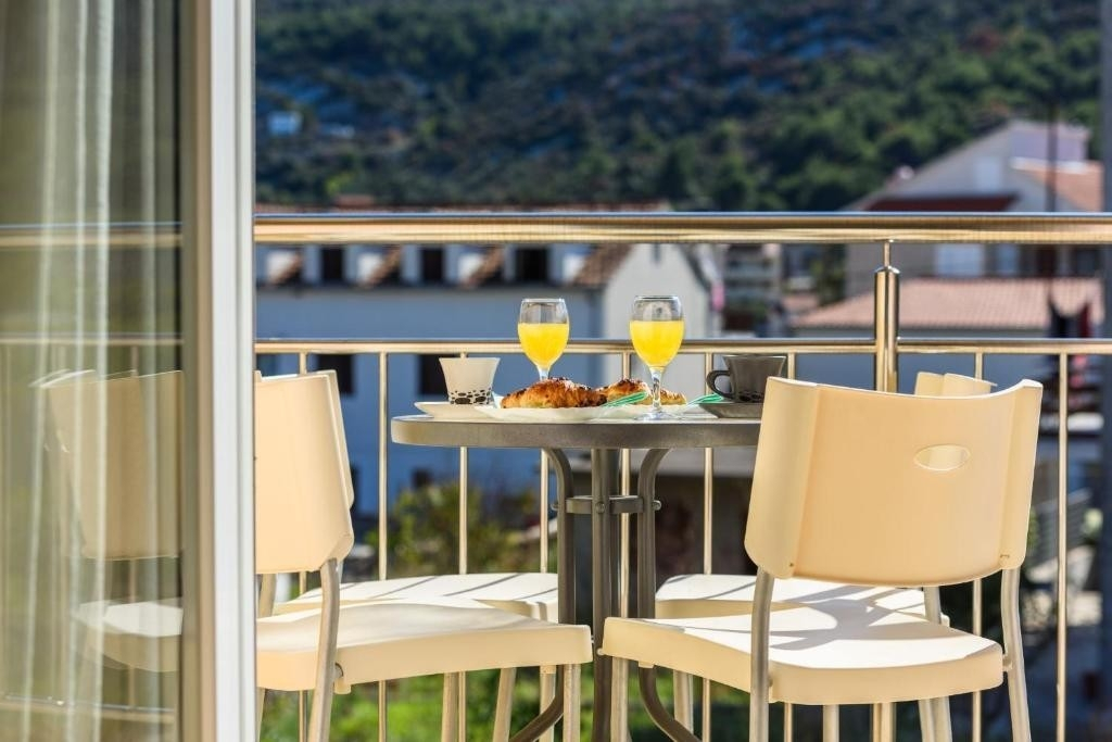 1-Zimmer-Ferienwohnung mit Balkon Marina, Trogir A-25135-b