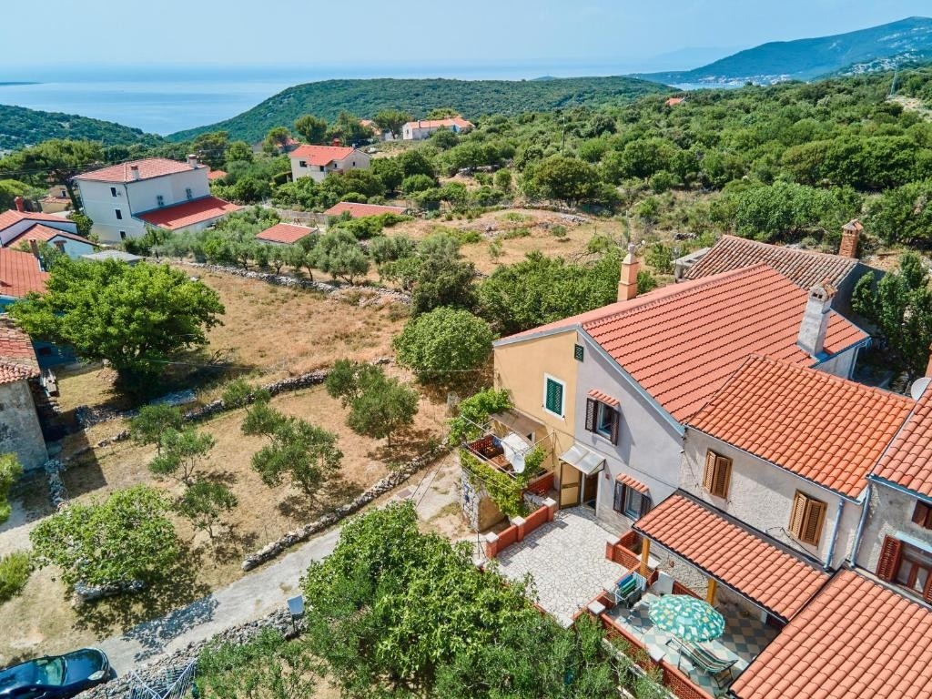 2-Zimmer-Haus mit Terrasse Stivan, Cres K-25073