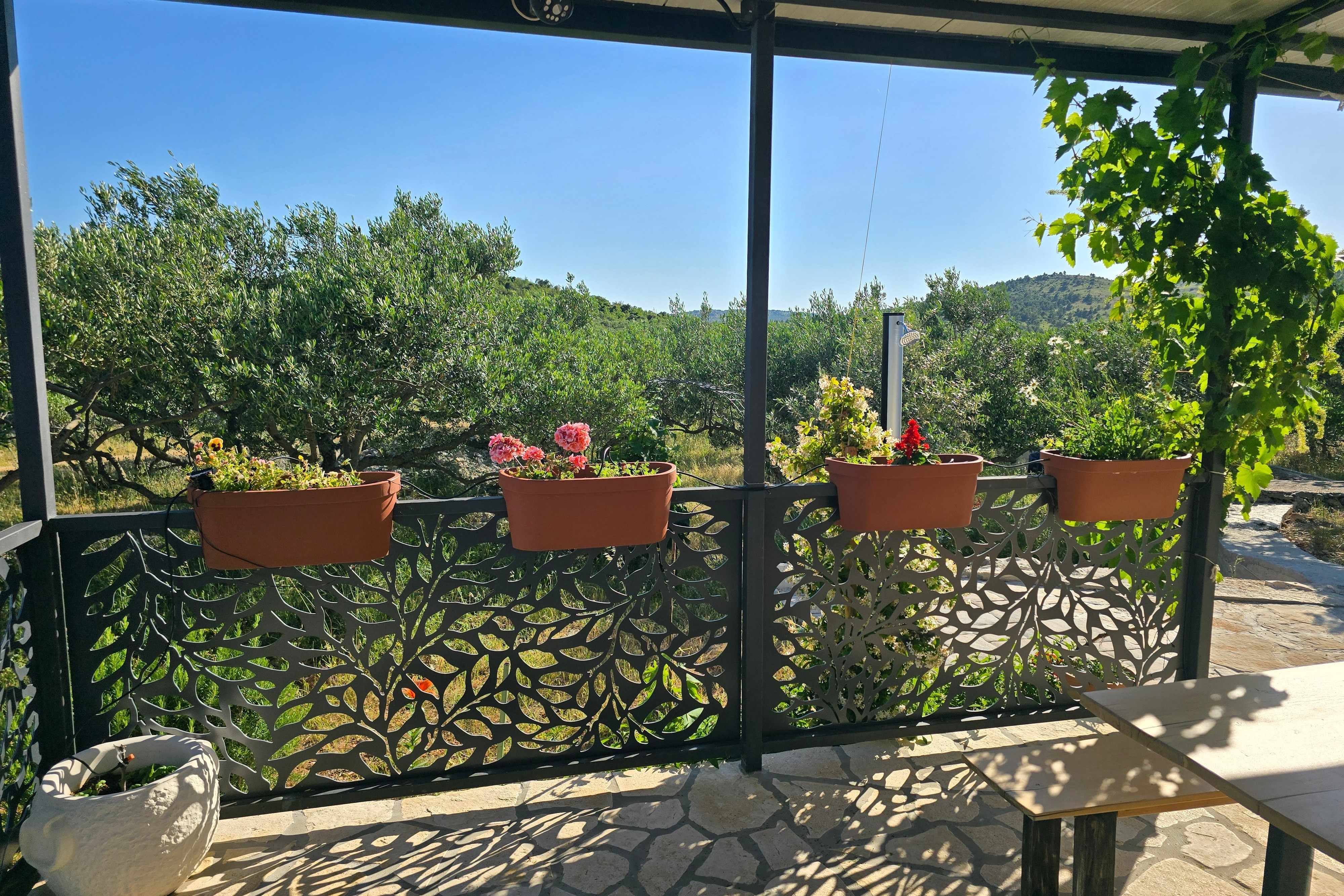 1-Zimmer-Haus mit Terrasse Marina, Trogir K-25320