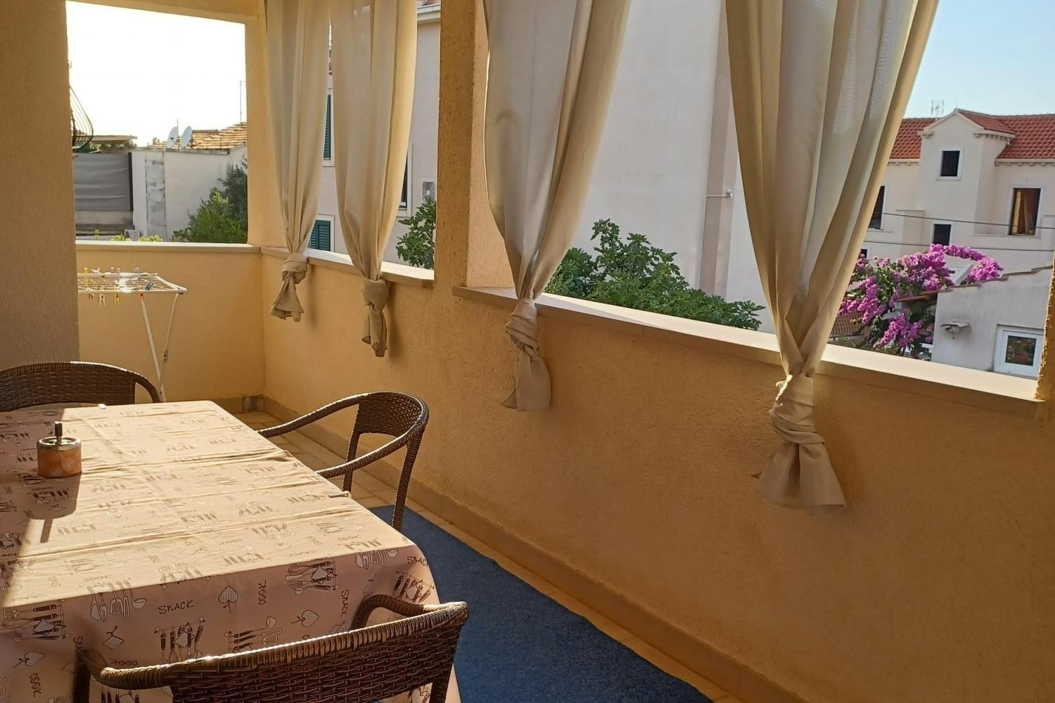 3-Zimmer-Ferienwohnung mit Terrasse Supetar, Brac A-24499-a