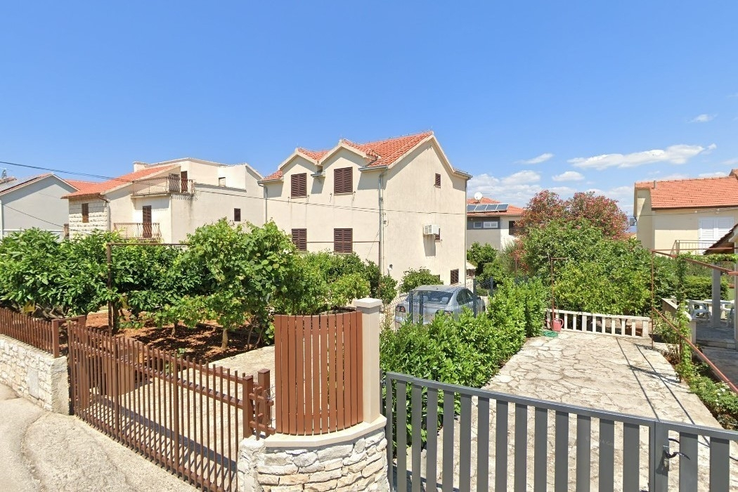 3-Zimmer-Ferienwohnung mit Terrasse Supetar, Brac A-24499-a