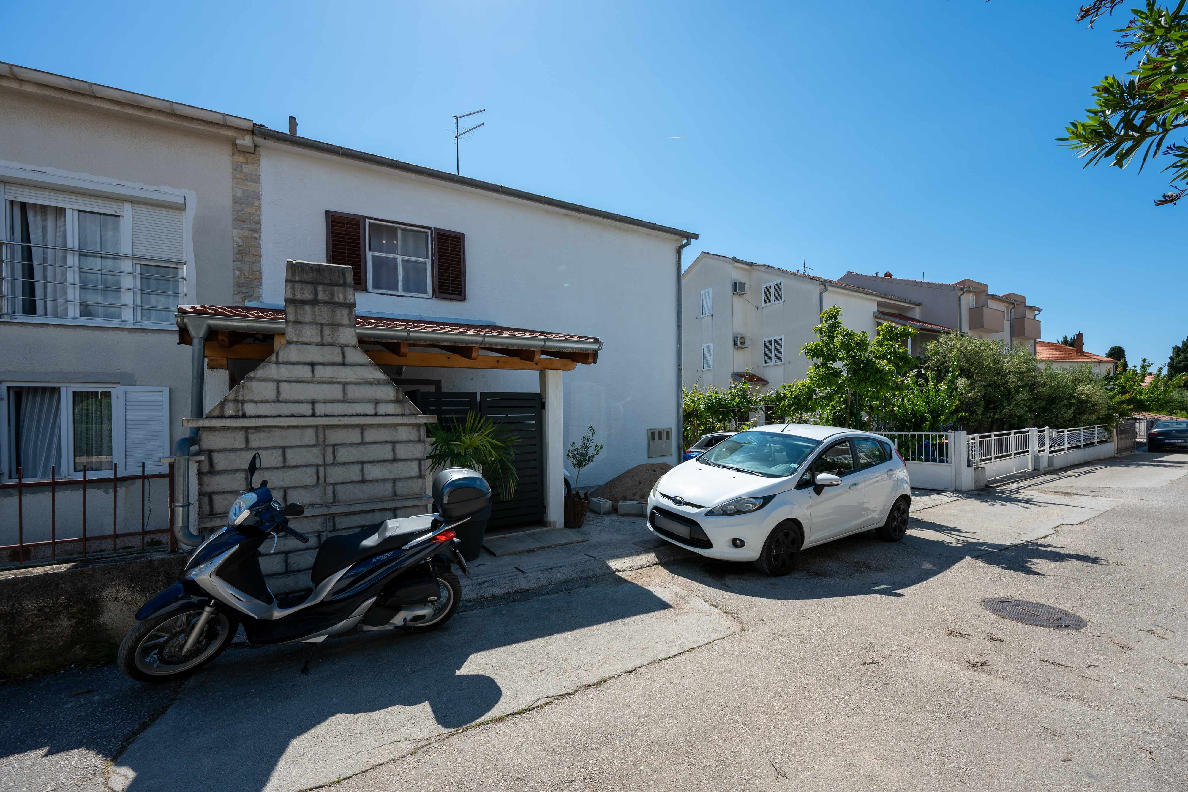 2-Zimmer-Ferienwohnung mit Balkon Biograd na Moru, Biograd A-22475-a