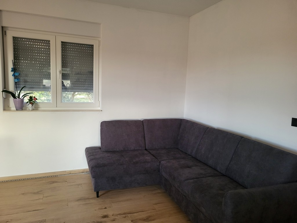 2-Zimmer-Haus mit Terrasse Ljubac, Zadar K-22537