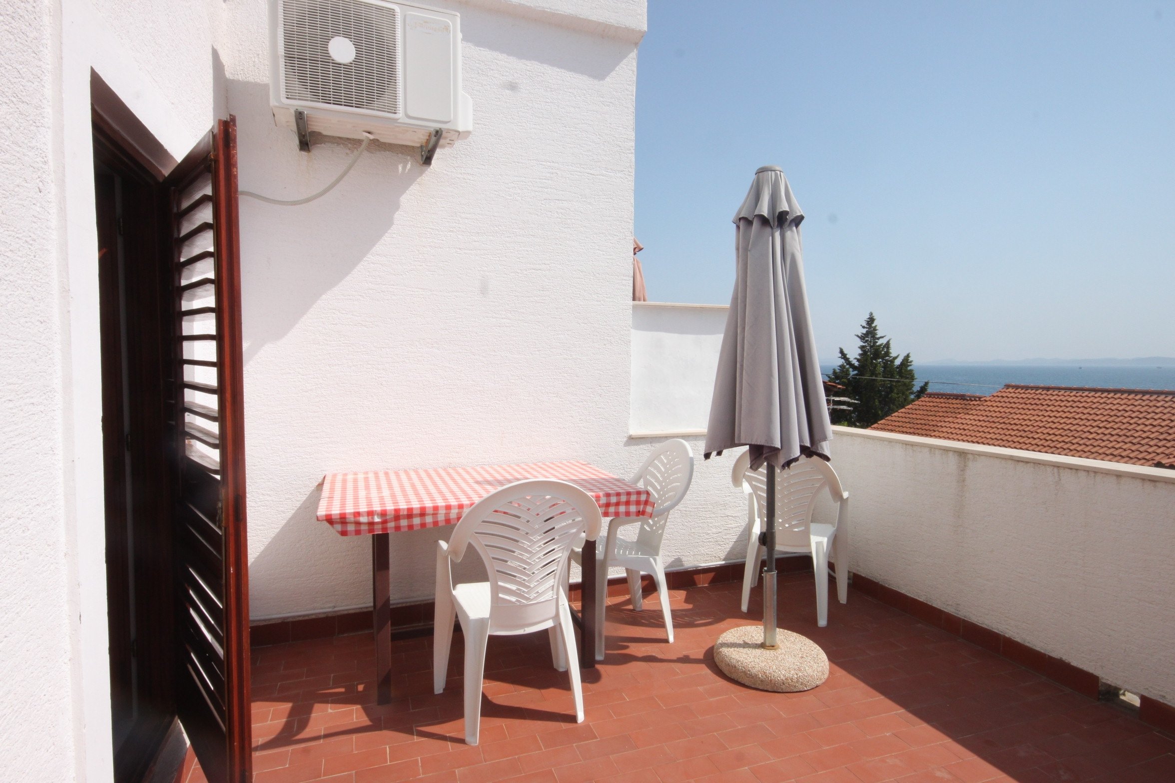 2-Zimmer-Ferienwohnung mit Terrasse und Meerblick Zdrelac, Pasman A-80