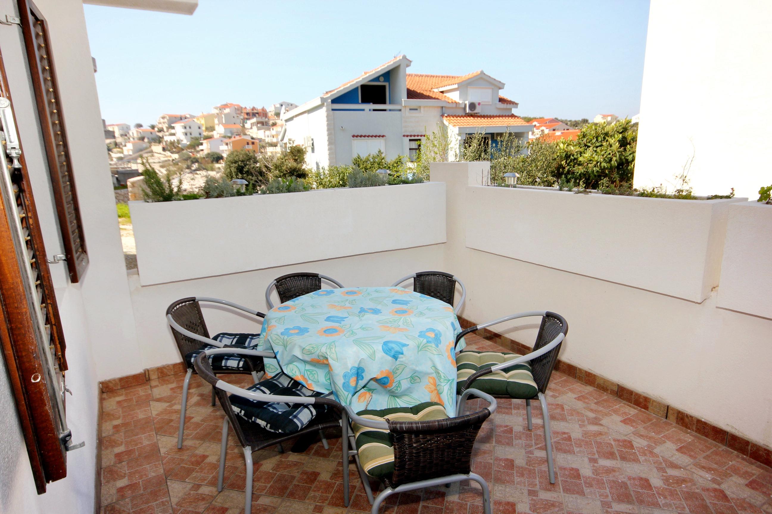 2-Zimmer-Ferienwohnung am Strand Sevid, Trogir A-9468-b