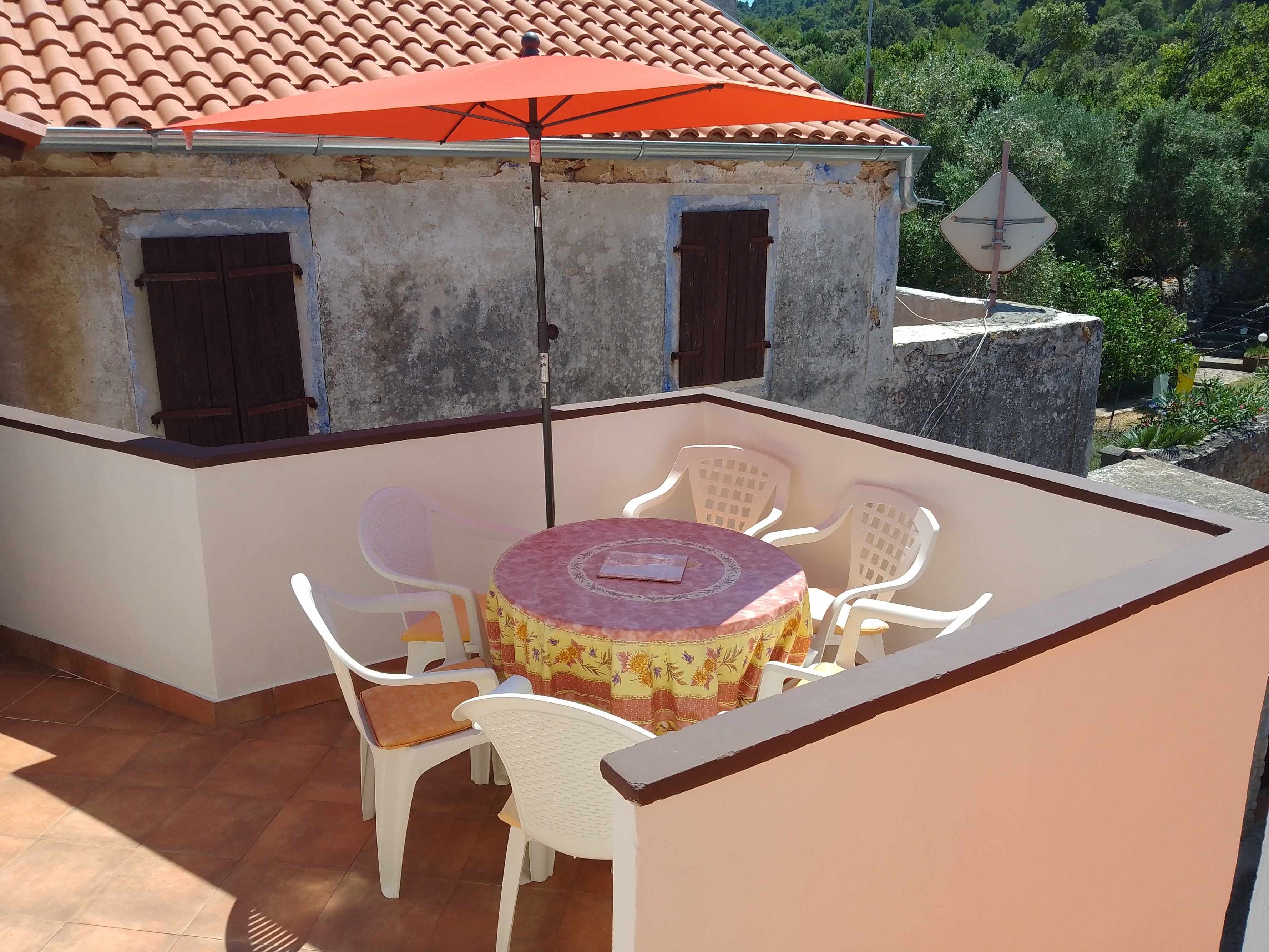 3-Zimmer-Ferienwohnung mit Terrasse Veli Losinj, Losinj A-11495-b