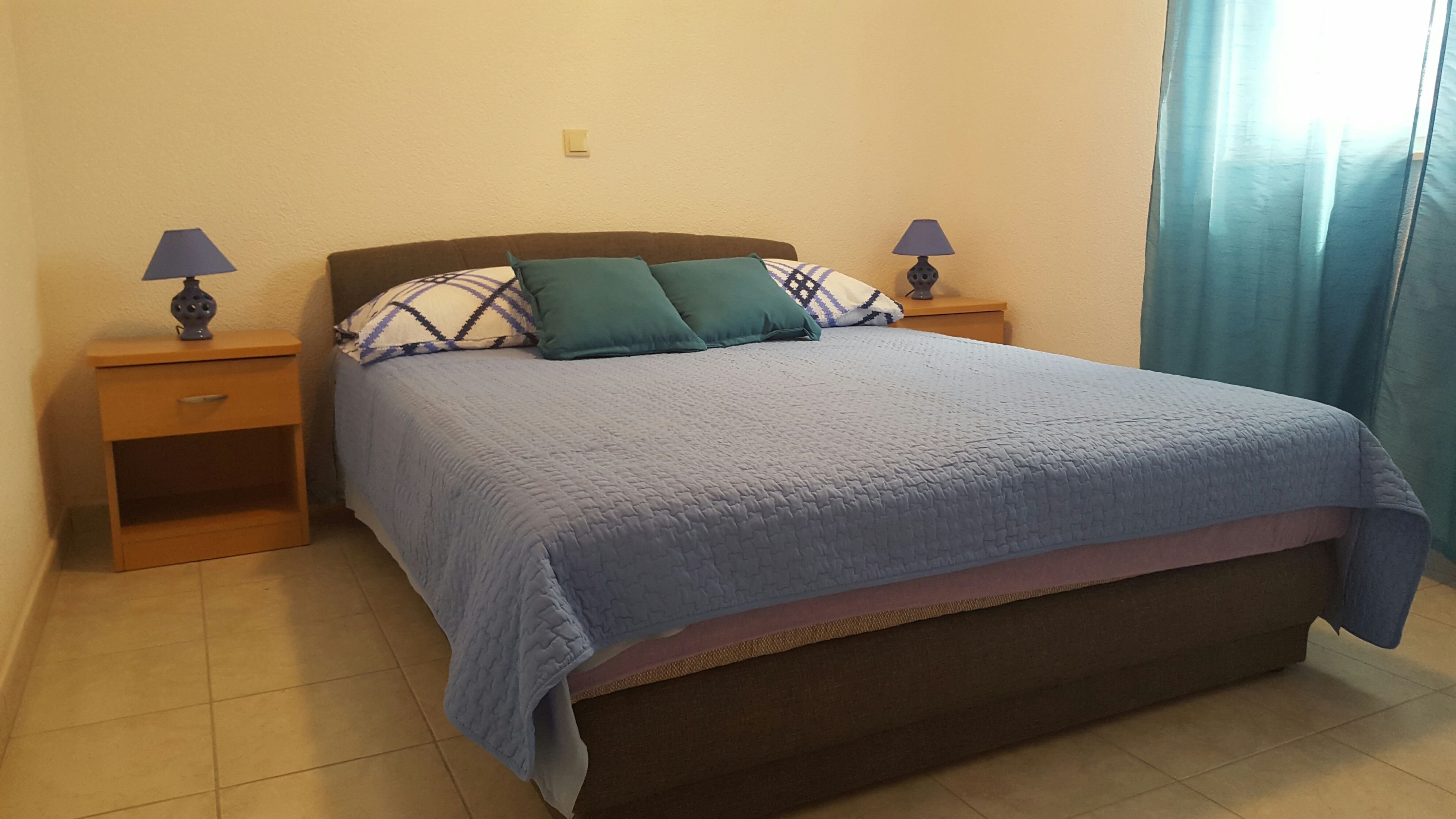 2-Zimmer-Ferienwohnung mit Terrasse Poljica, Trogir A-14803-a