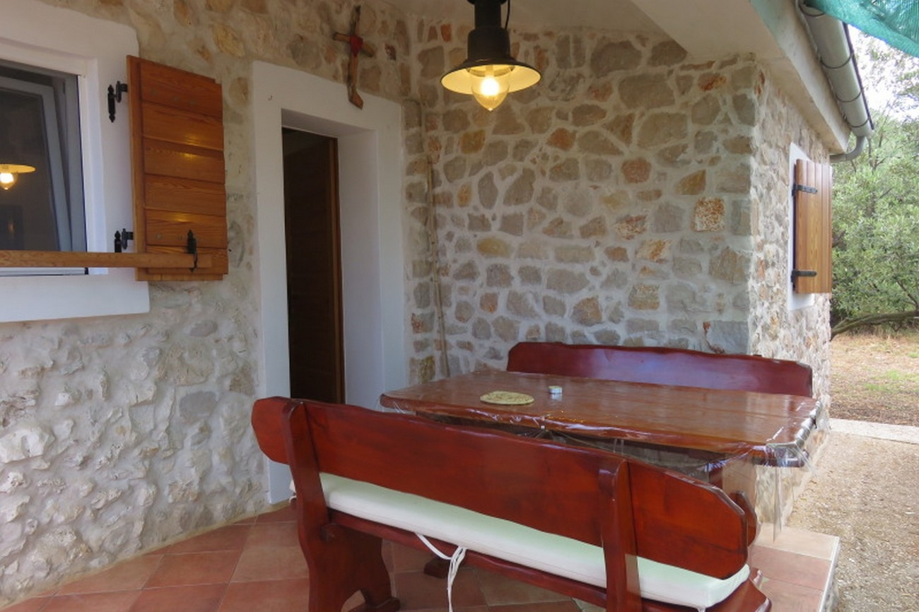 2-Zimmer-Haus am Strand Bucht Sveti Ante, Pasman K-23183