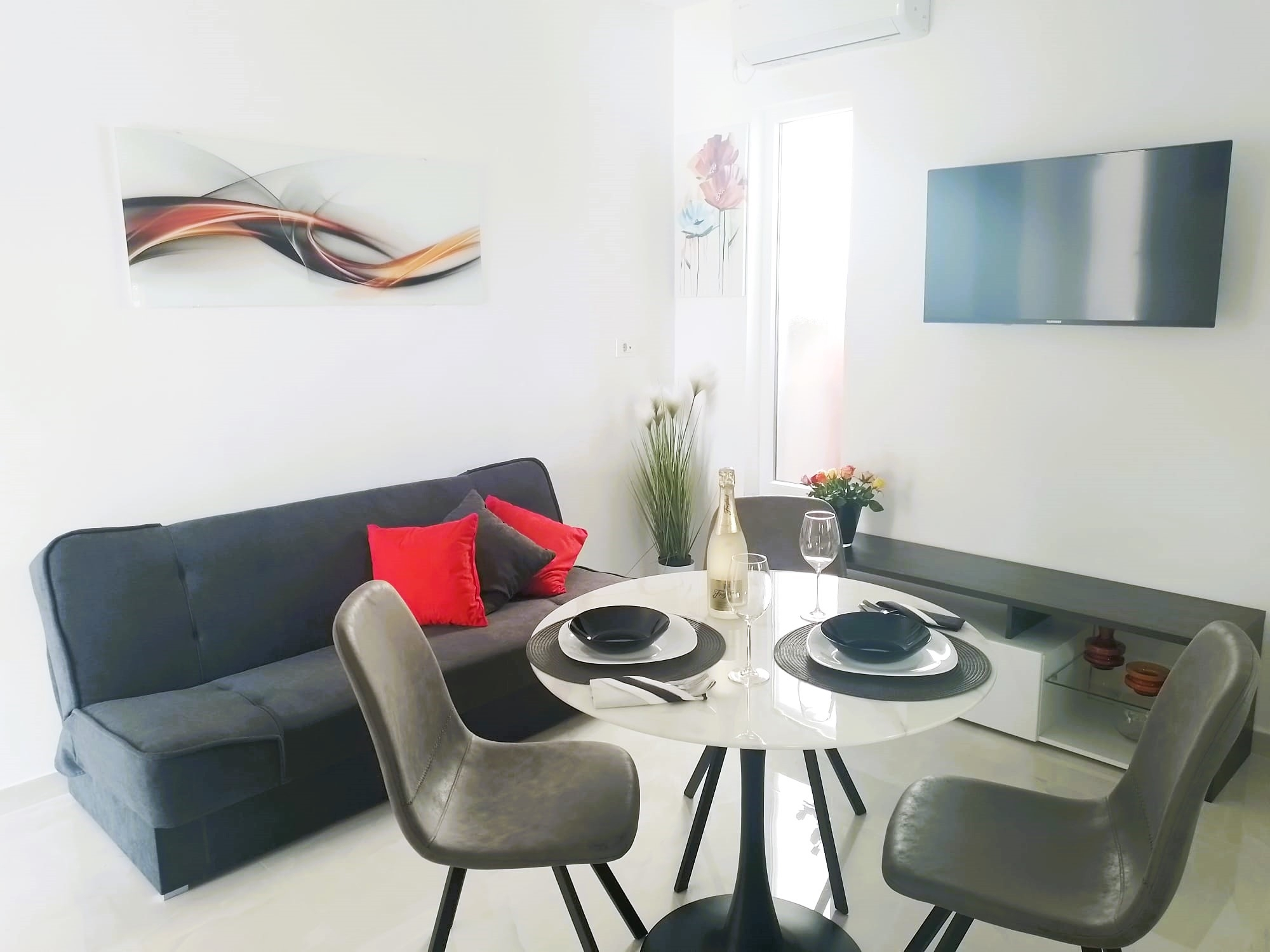 1-Zimmer-Ferienwohnung mit Terrasse Pirovac, Sibenik A-23285-a