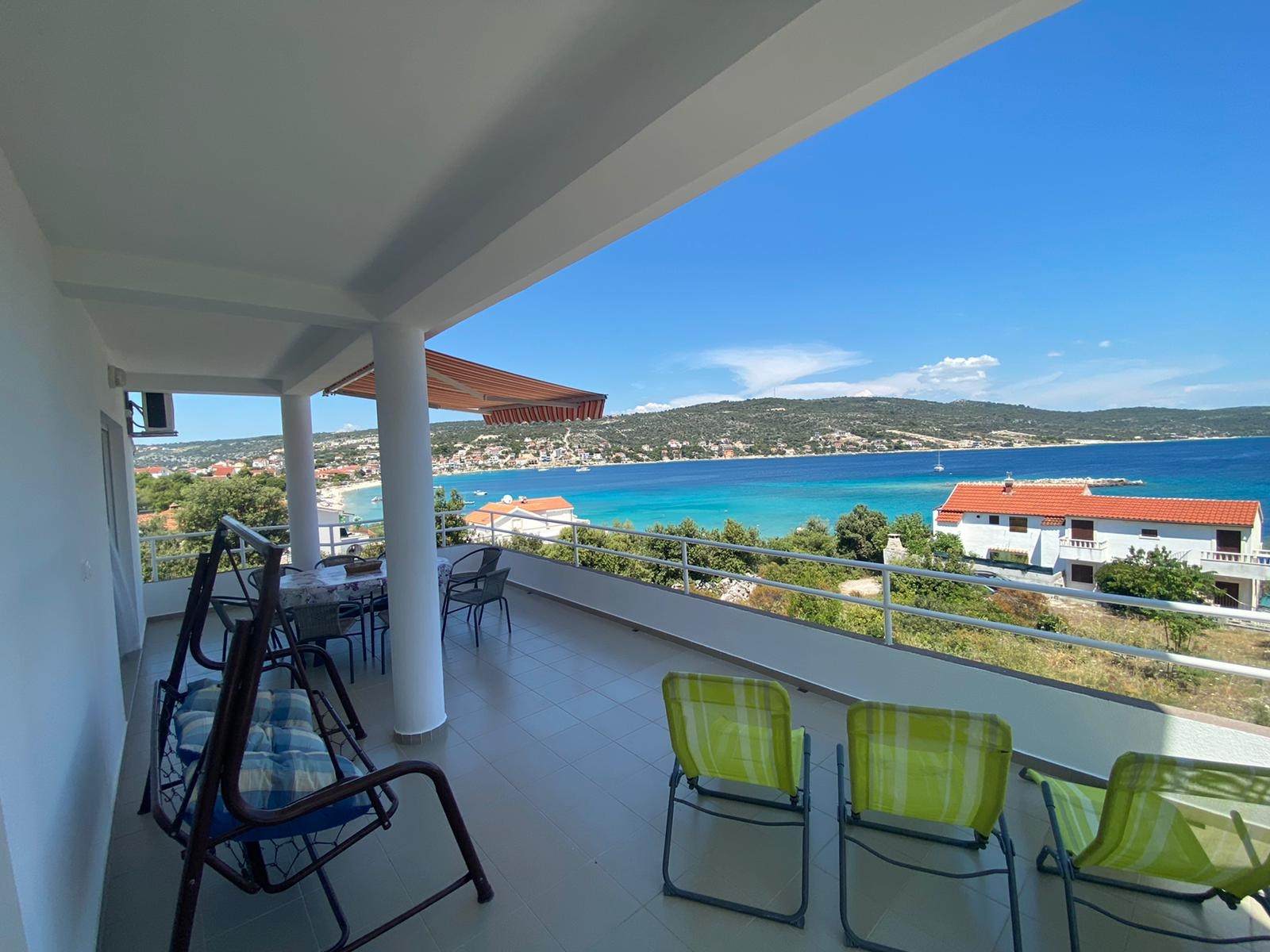 3-Zimmer-Ferienwohnung am Strand Sevid, Trogir A-18168-a
