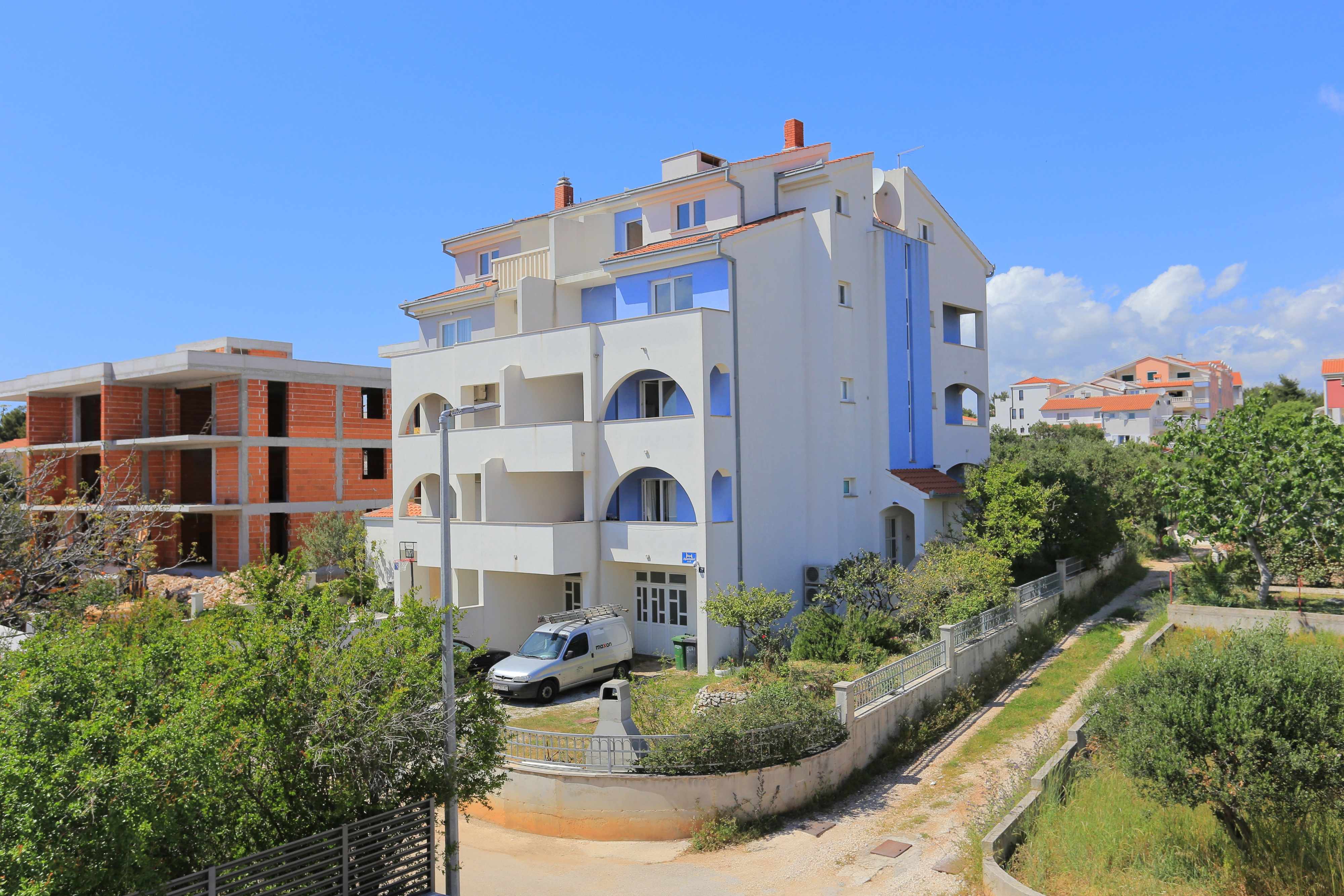 1-Zimmer-Ferienwohnung mit Terrasse und Meerblick Businci (Ciovo) A-18
