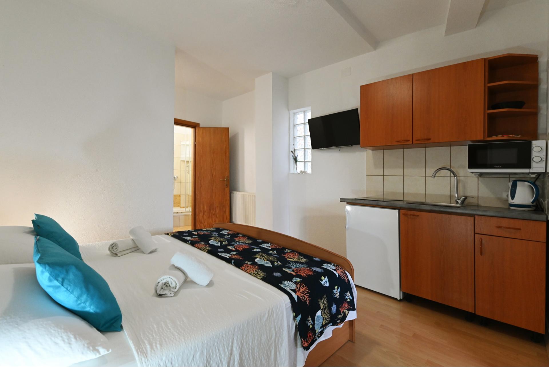 Studio-Apartment mit Terrasse auf Murter