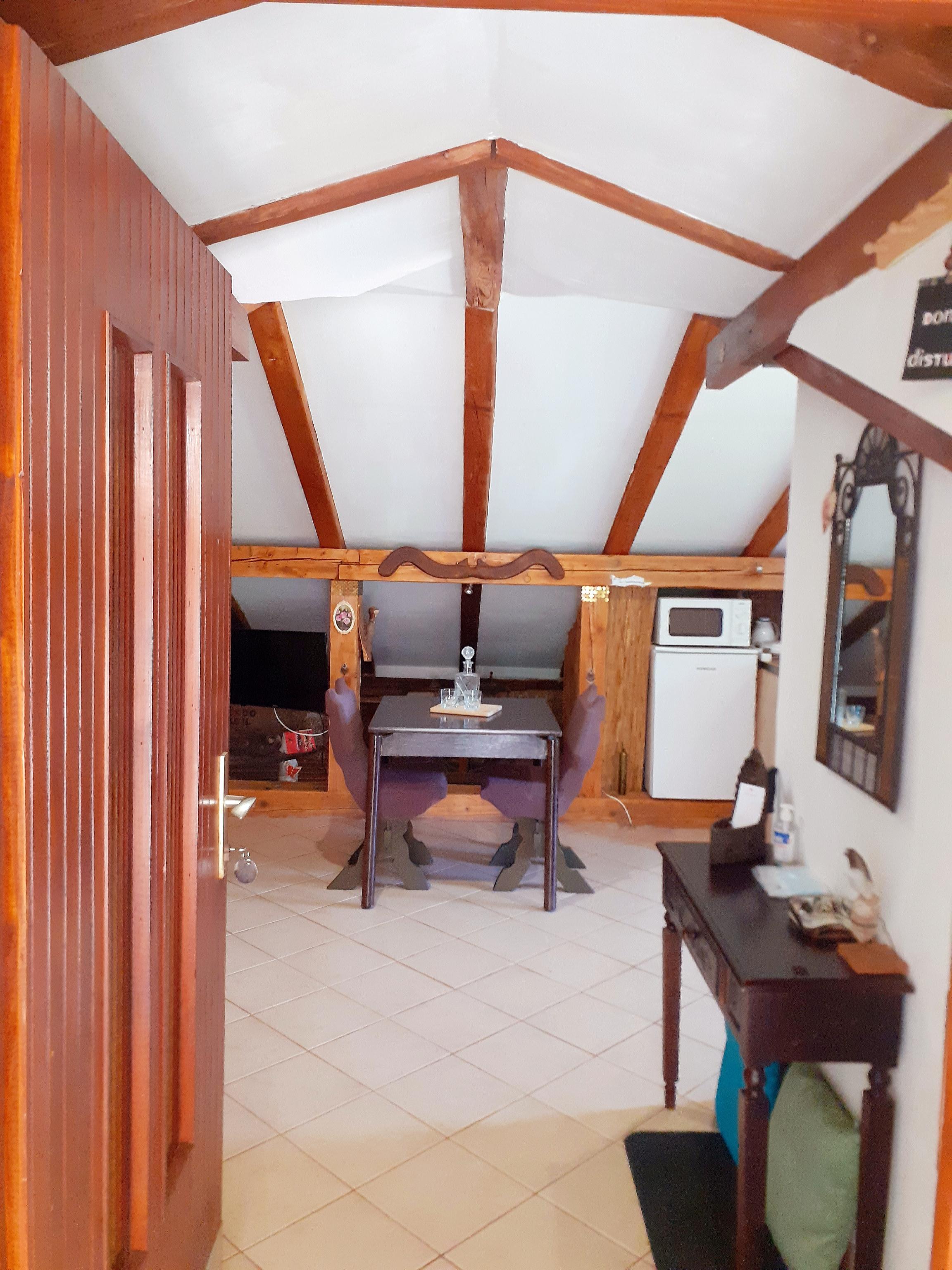 Gemütliches Dachgeschosstudio in Senj