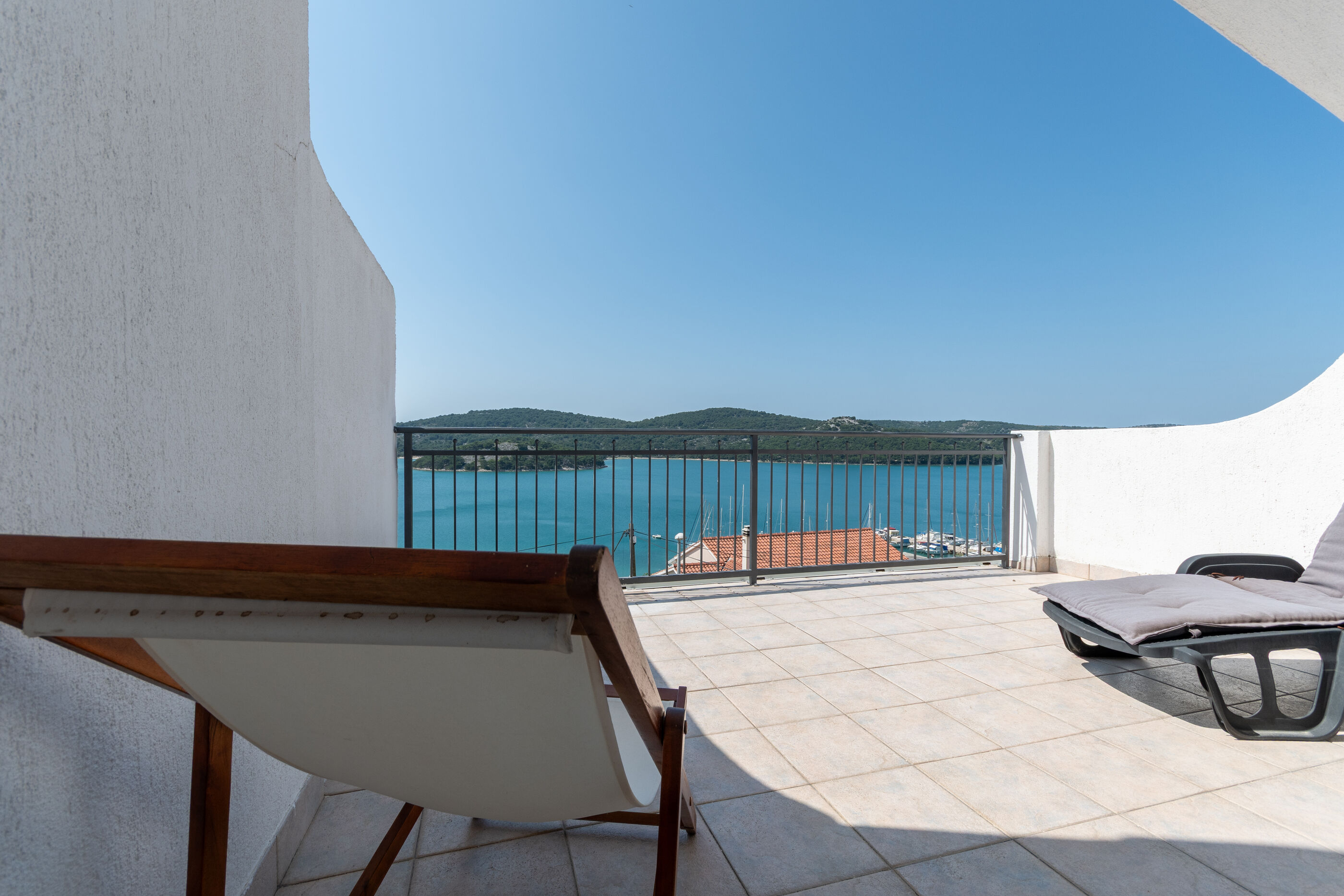 Ferienwohnung in Tisno mit Klima, Meerblick, Internet