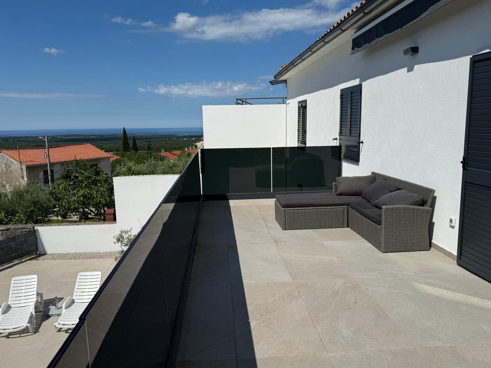 Wunderschöne Ferienwohnung mit Meerblick und Pool