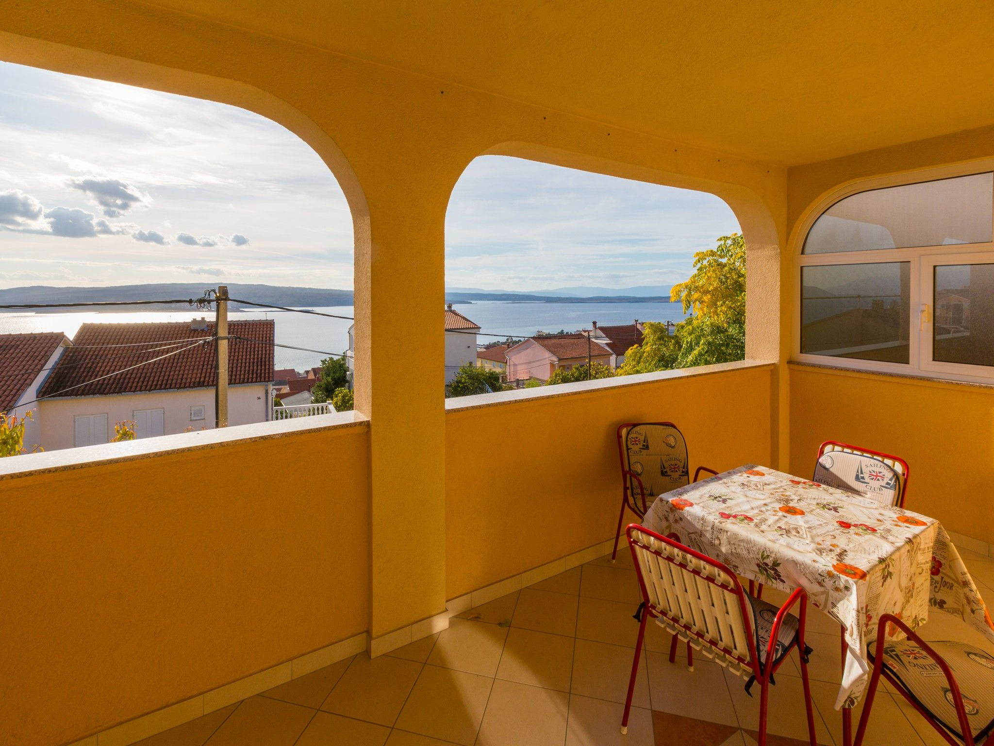 Meerblick Apartment in Benici für 2-4 Personen mit großen Balkon