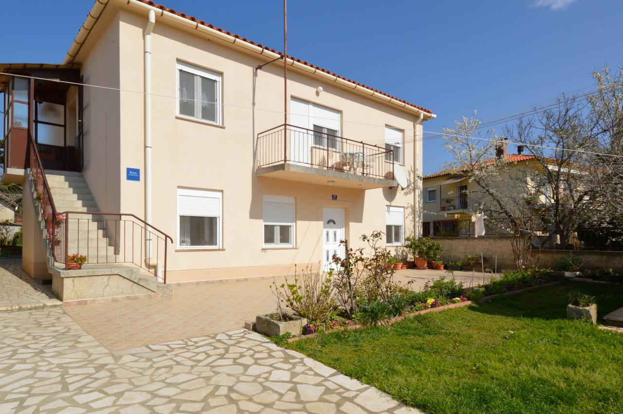 Ideal für 4 Pers - Apartment, 70 m² mit 2 Sz, Sat-Tv, Grill im 1.OG
