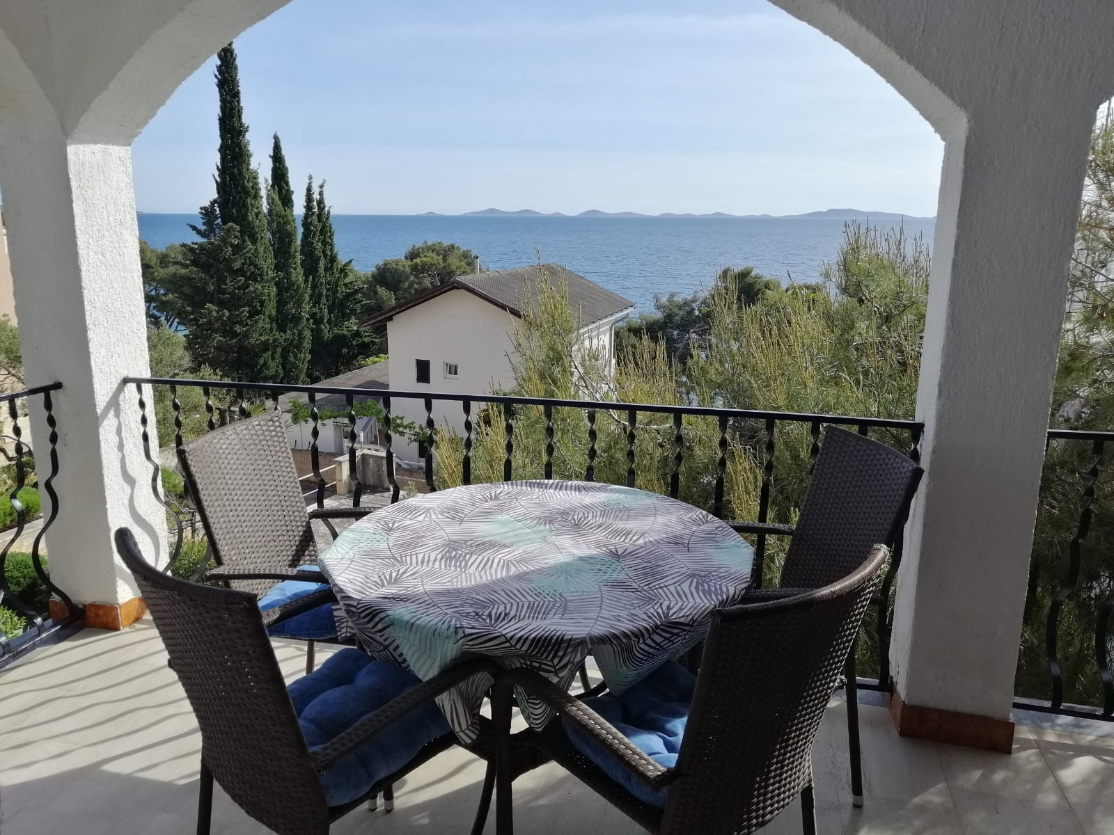 Ferienwohnung in Murter mit Klima, Sat-TV, Meerblick