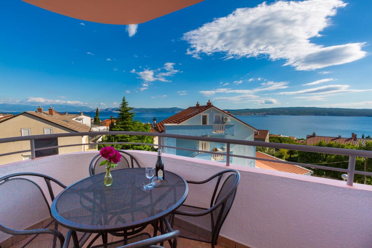 Für 2-4 Pers. Ferienwohnung mit Meerblick im Badeort Crikvenica