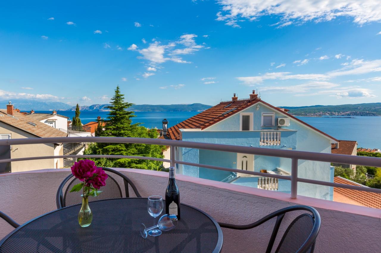 Für 2-4 Pers. Ferienwohnung mit Meerblick im Badeort Crikvenica