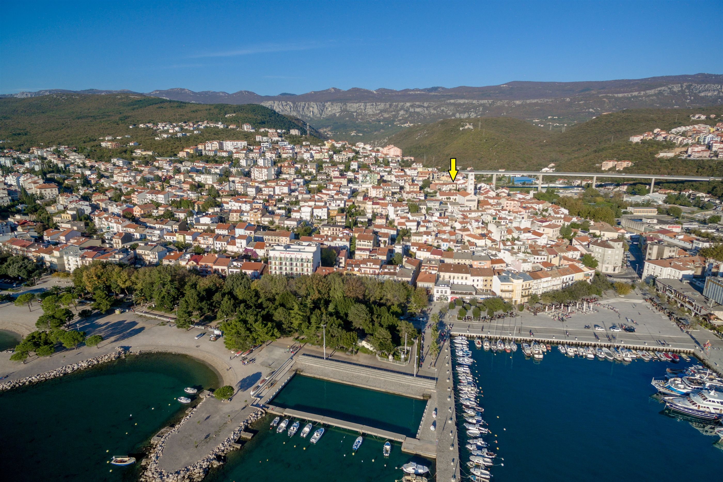 Im Zentrum Crikvenica´s liegt dieses 32 m² große Erdgeschoß - Stud