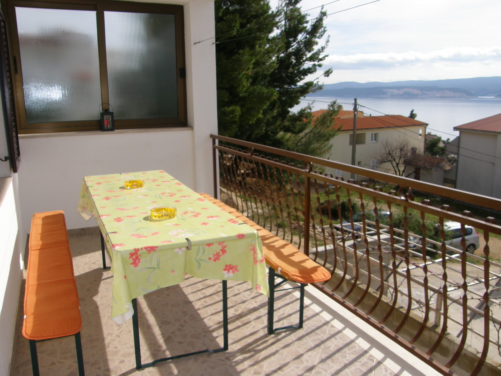 Ferienunterkunft mit 4 Sz, 2 Bz, 80 m², 1.OG für 6-8 Pers. in Stanici