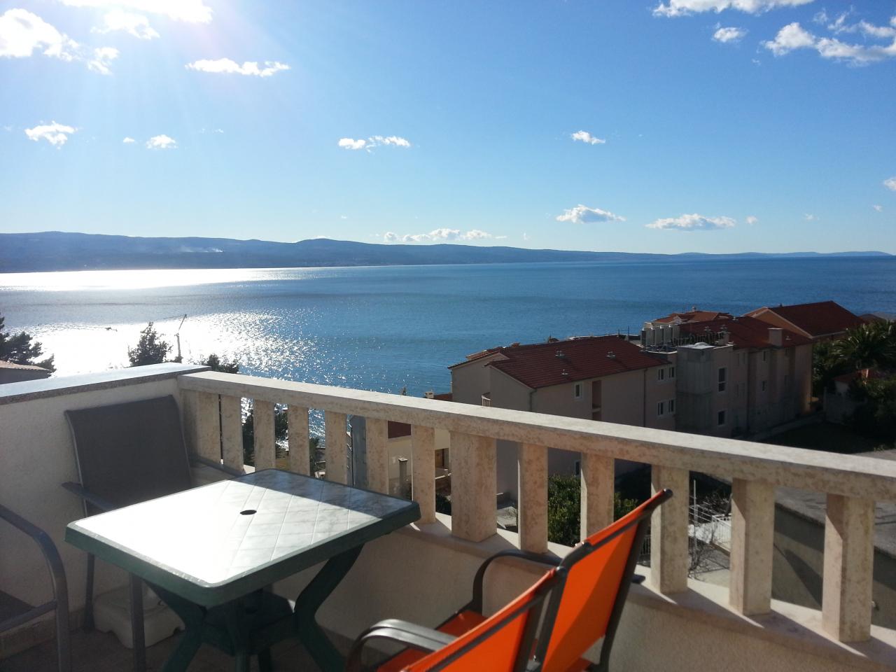 Idealer Urlaubsort: Fewo für 4-5 mit Meerblick