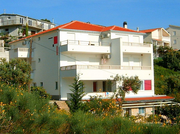 Fewo für bis zu 4 Gäste in Omis (Nemira) - Klima, Sat-TV, Meerblick