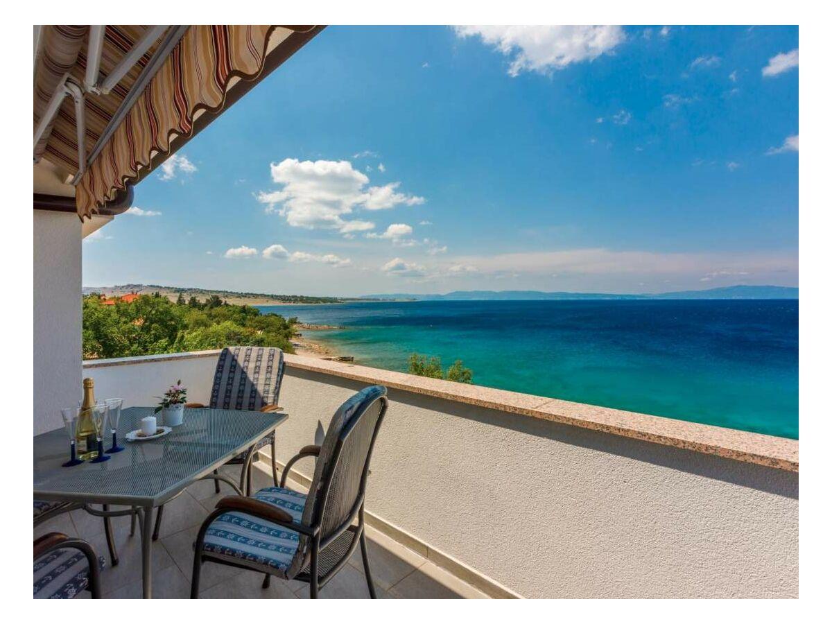 10 m zum Strand - moderne FeWo für 4-5 Pers. mit Klima, TV, WLAN