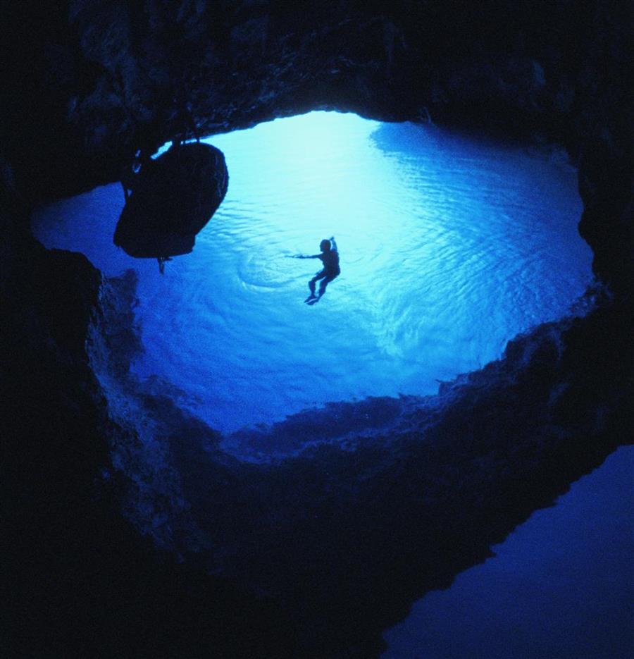 Blaue Grotte von Bisevo Kroatien Reiseführer √ Kroati.de
