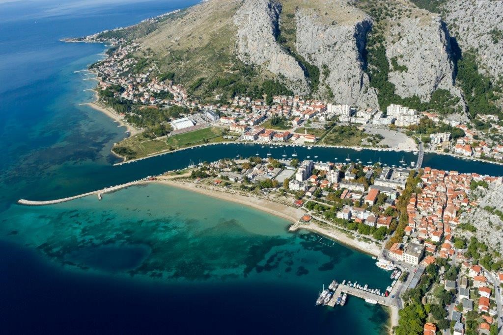 Omis Strand Omis Strand