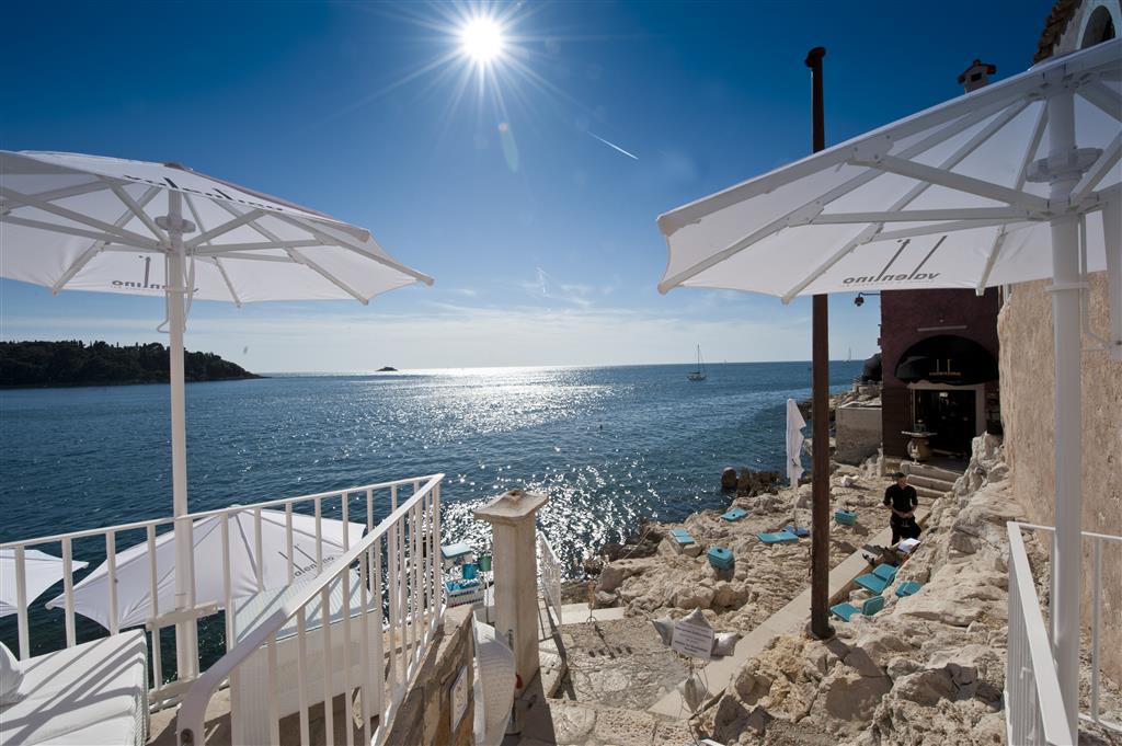 Del Place Bar And Restaurant Del Place Bar And Restaurant